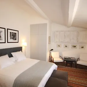 appartement-quartier-mazarin.aixenprovencehotels.org/